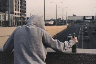 落寞的背影图片,岁月静好的孤独守望