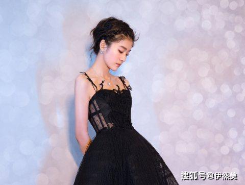 张雪迎手绘图片大全,描绘青春色彩的艺术之旅