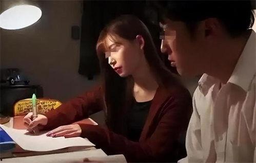 老公的教师在线观看,老公教师课堂直播掠影