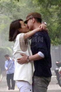 明星亲吻视频,深情亲吻视频曝光引热议