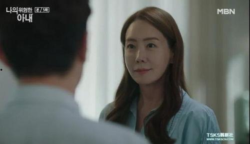 危险的妻子在线观看,揭秘婚姻背后的惊悚真相