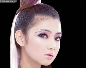 日本女人嘴唇图片