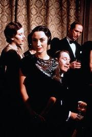 爱情与王位 国语,宫廷恋曲的权力角逐